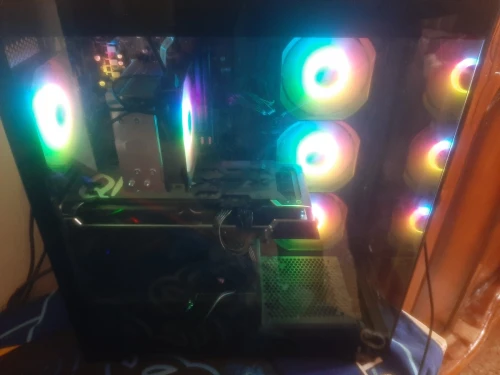 Gaming PC : Ryzen 7 / RX 6750XT / 32GB RAM Setup Complet