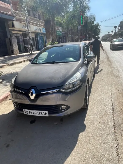 Clio 4 1.2 Clio 4 tse metour 1,2 essemce 2013 La tout
