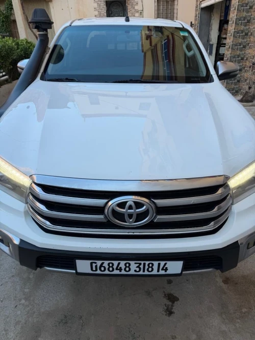 Toyota Hilux 2018 LEGEND SC 4x4