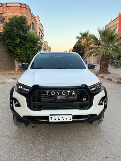 Toyota Hilux 2024 GR