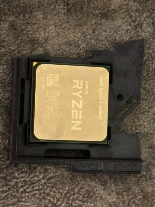 AMD Ryzen 3 4300GE 2019 AVEC VENTILATEUR
