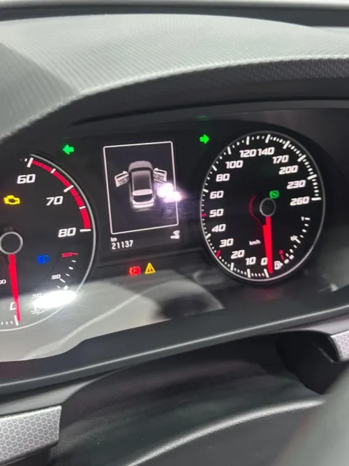 Seat Leon 2022 RED STEAL