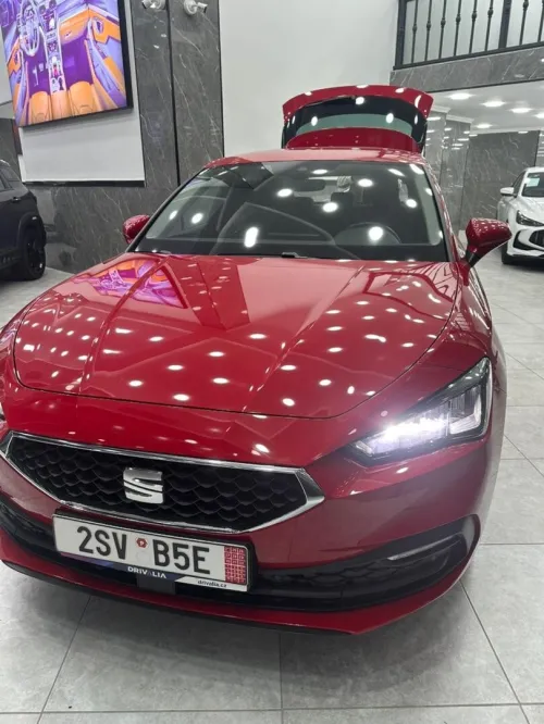 Seat Leon 2022 RED STEAL