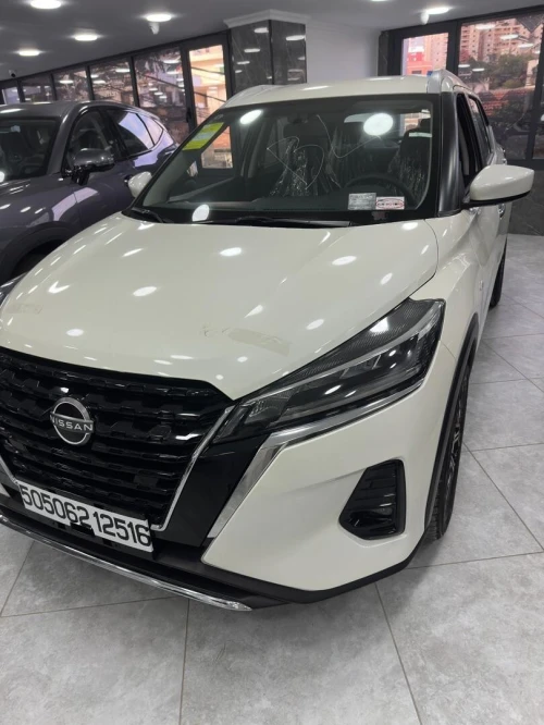 Nissan KICKS 2025 