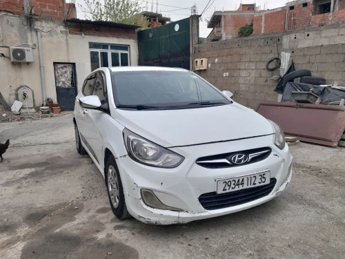 Hyundai Accent RB  4 portes 2012 Accent RB  4 portes