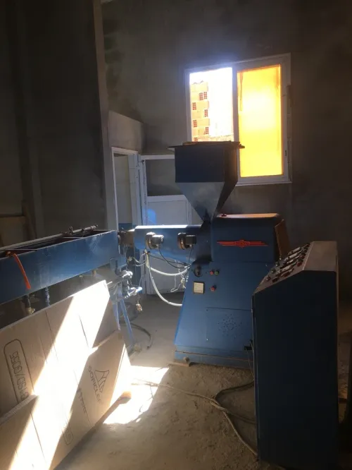 Machine extrudeuse 