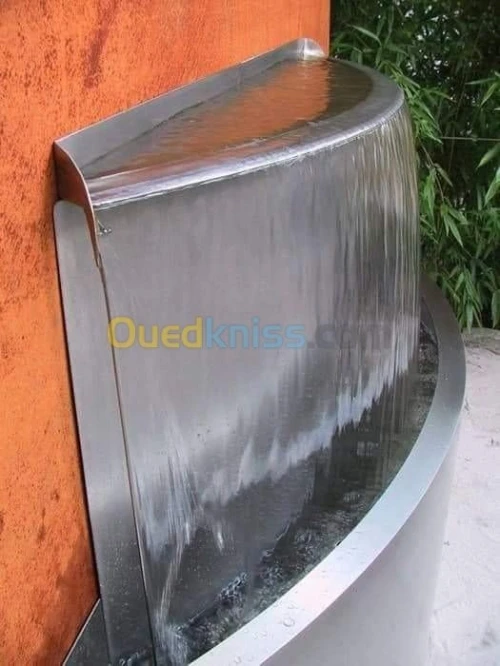 vente et instalation  d'équipement originale de fontaine,jet d'eau et piscine