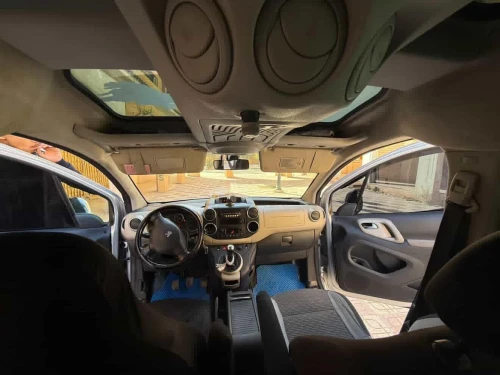 Peugeot Partner 2015 Tepee Allure 