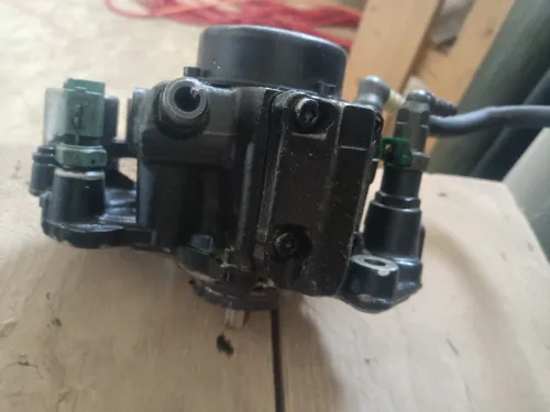 Pompe hp2.0l hdi