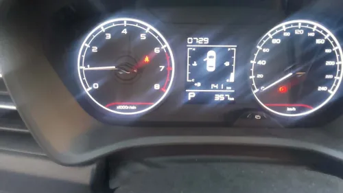 Geely GX3 PRO  2025 Livan