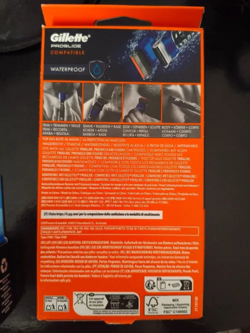 Tondeuse & Kit de Rasage Gillette Tout-en-Un Visage & Corps (Neuf, scellé)