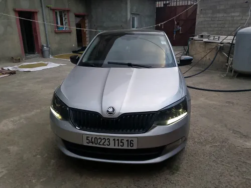 Skoda Fabia 2015 Style avec toi