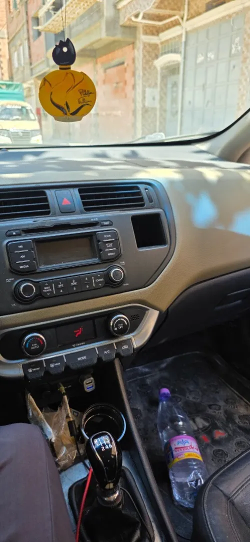 Kia Rio 5 portes 2015 Funny Facelift 
