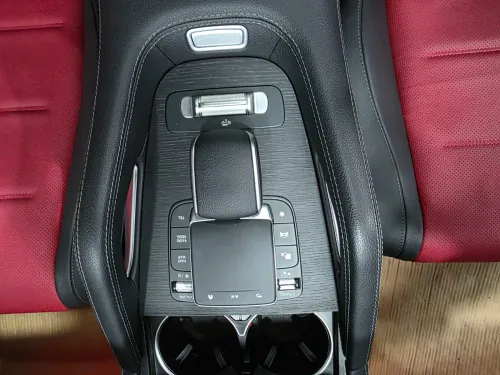 GLE 300  7 Places 2025
