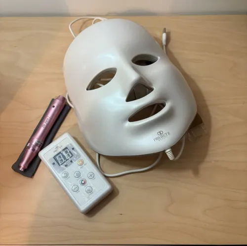 Masque Led Visage Luminothérapique + Stylo microneedling