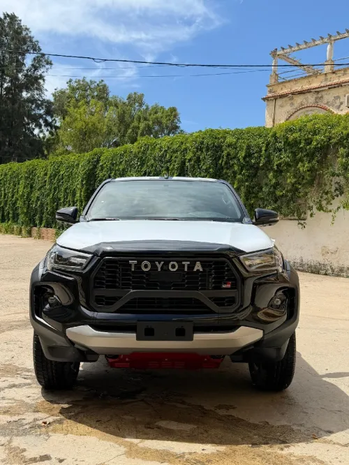 Toyota Hilux GR V6 2026 GR V6