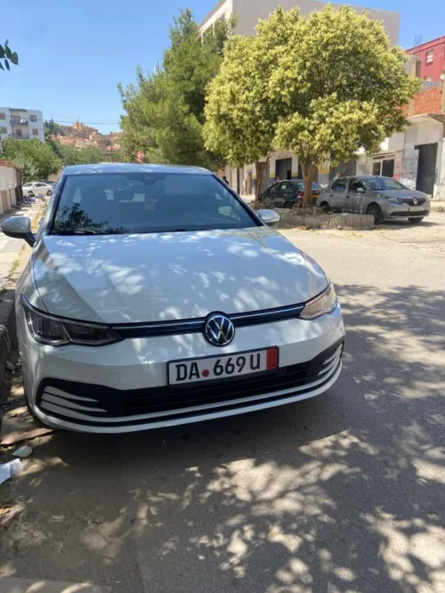 Volkswagen Golf 8 2022 Active
