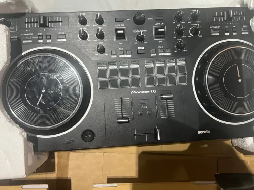 Controller Pioneer DDJ-REV1