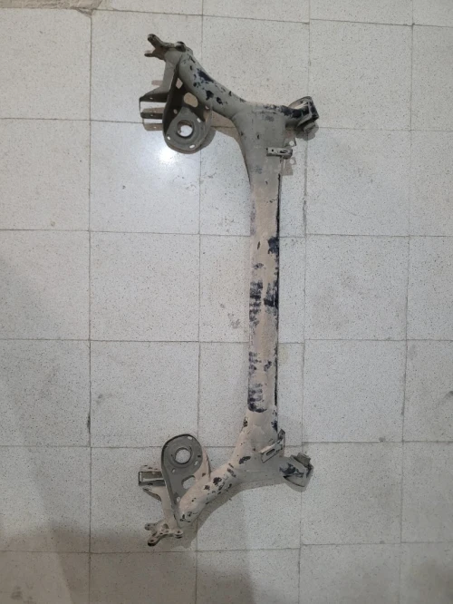 Essieu d'origine seat ibiza 2015