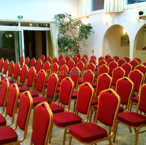 fabrication et distribution de mobilieR