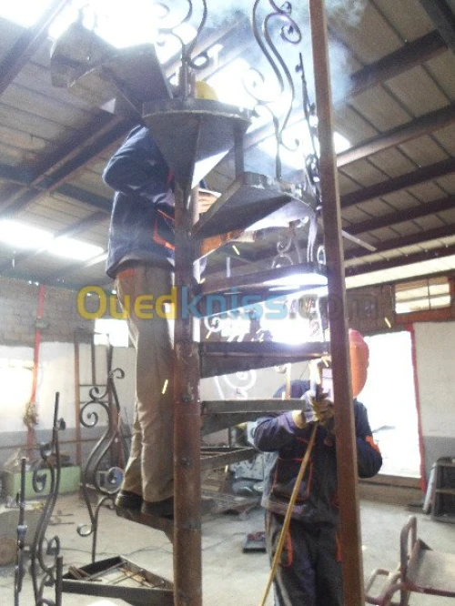 Construction batiments metallique 