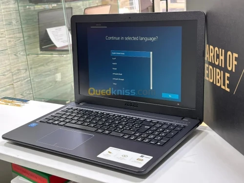 ASUS R543M