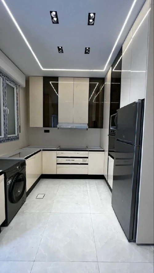 Cuisine équipée moderne en MDF 2026