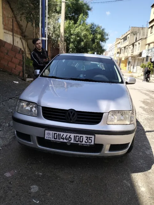 Polo Ancient 2000 