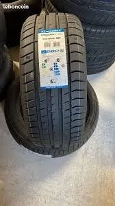 pneus triangle 215/45 R16
