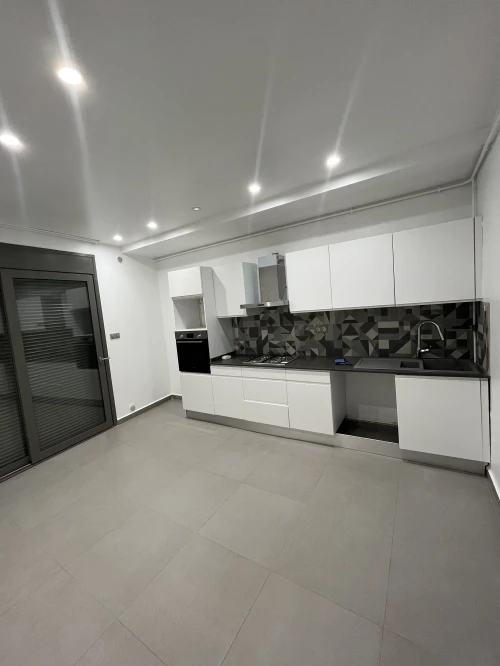 Location Appartement F4 Alger Hydra