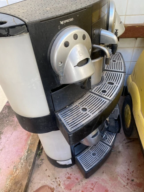 Nespresso Gemini 220