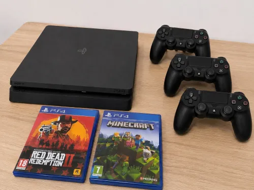 Play Station 4 slim