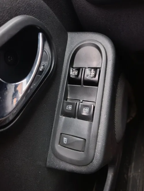 Dacia Duster 2014 Laureate