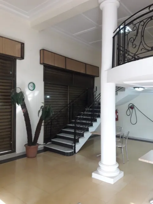 Location Local Oran Oran