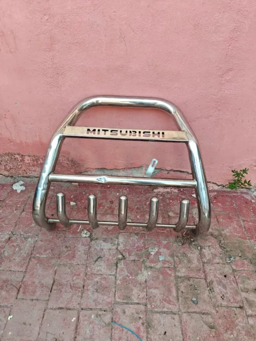 Pare-choc Mitsubishi