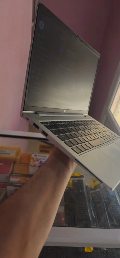 HP Probook 640 G8
