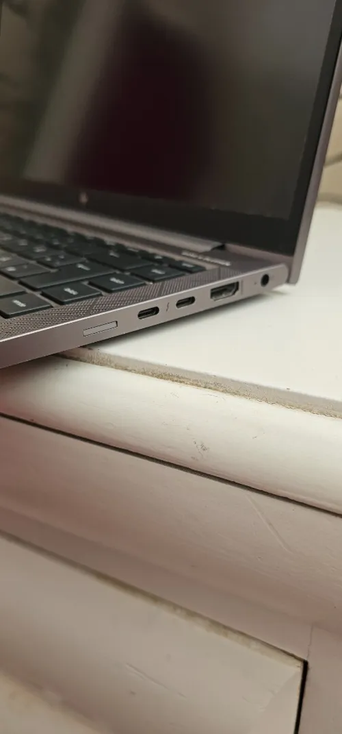 Hp zbook firefly 14 g8