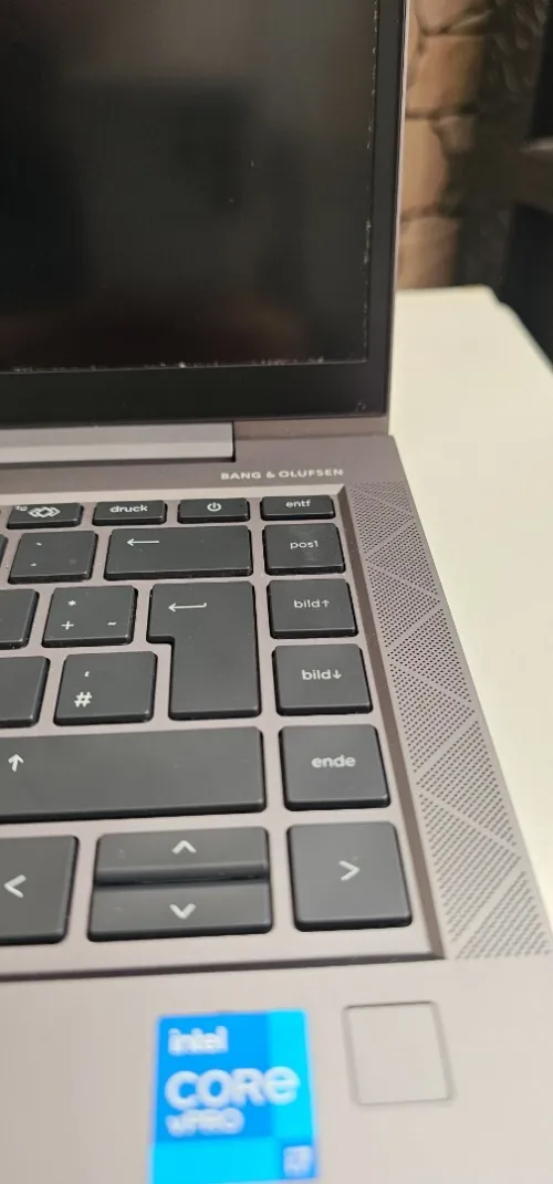 Hp zbook firefly 14 g8