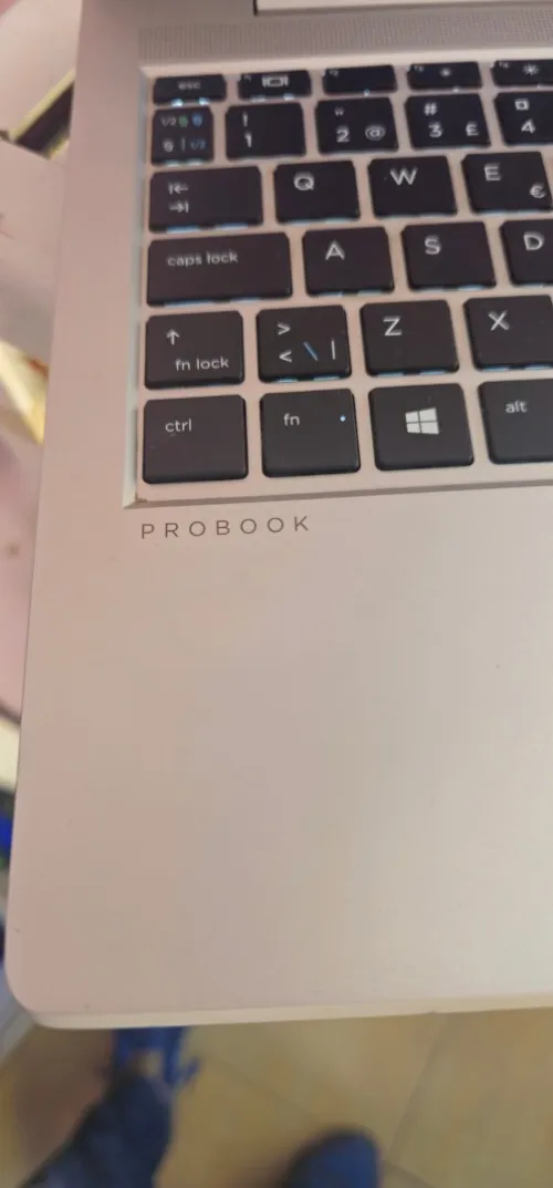 HP Probook 640 G8