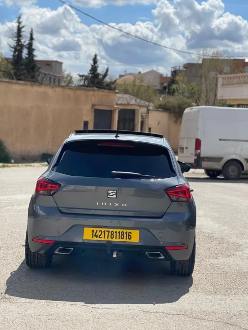 Seat Ibiza 2018 HIGH