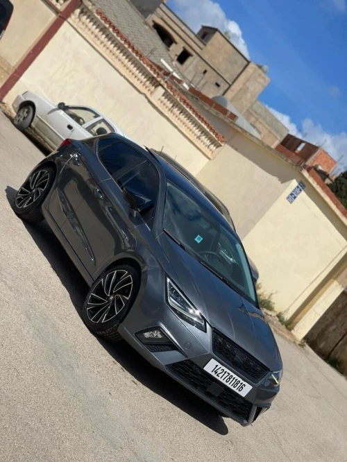 Seat Ibiza 2018 HIGH