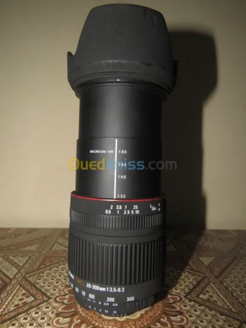 Nikon D5000 + Objectif Sigma 28-300 mm + Objectif 18-55 mm