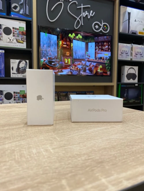 AirPods 4