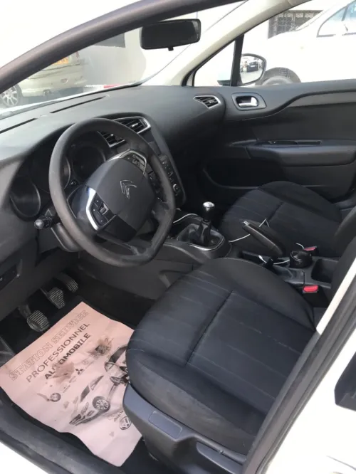 Citroen C4 2012 Attraction