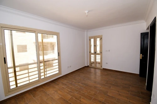 مهندس معماري(ARCHITECTE) خبرة في مجال العمارة و البناء 