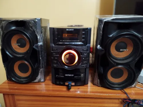Mini chaine Sony Genezi