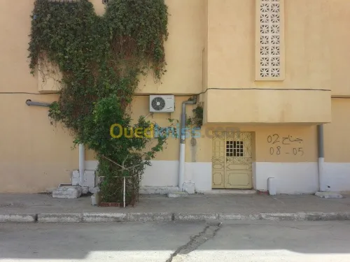 Vente Appartement F4 Biskra El hadjeb