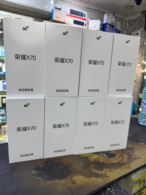 Honor x70 12/256 12/512