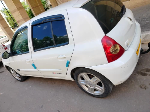 Renault Clio Campus 2012 Bye bye
