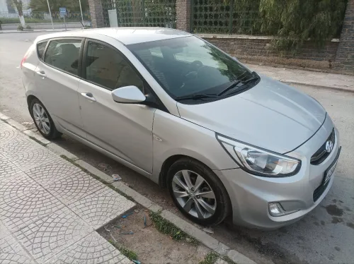 Hyundai Accent RB  5 portes 2017 GL DZ